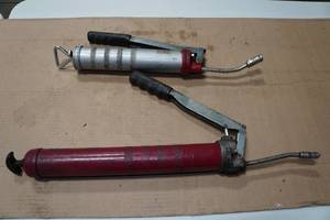 2 Grease Guns