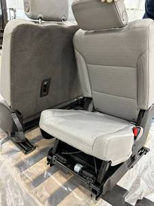 2021 Chevrolet Suburban Seats