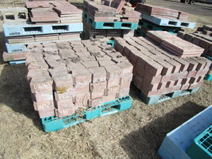 (2) Pallets Misc. Retaining Wall Blocks & Paver Blocks