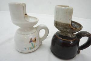 lot 40 image: Home Decor 2 Ceramic Oil Lamps