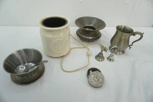lot 132 image: Vintage decor lot, pewter mug, spittoon