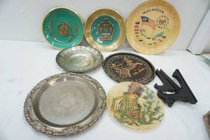 lot 142 image: Vintage plates, including Israel, Malaysia and others