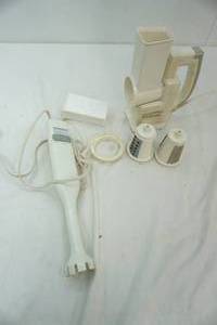 lot 150 image: Hamilton Beach blender and salad shooter