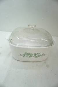 lot 155 image: Large casserole