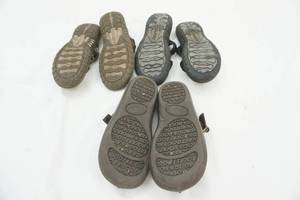 lot 206 image: Ladies Size 6 Sandals