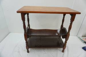 lot 247 image: Side Table with magazine rack underneath
