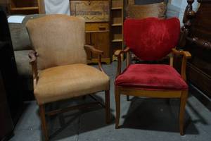 lot 262 image: 2 Vintage Upholstered Chairs