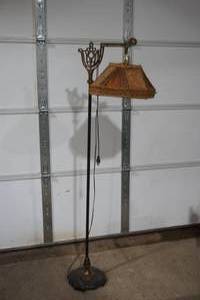lot 266 image: Antique Standing Side Post style lamp