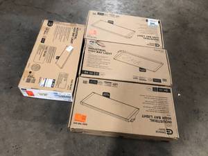 Lot of Commercial Electric 2 ft. 400-Watt Equivalent 18,000 Lumens 171-Watts Integrated LED Dimmable White High Bay Light 120-277 Volt 5000K  Customer Returns See Pictures