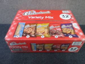 lot 78 image: 84.47 oz Box Grandmas Variety Mix ...