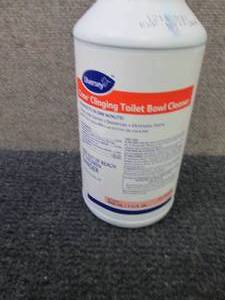 lot 106 image: 11 qt Diversy Crew Clinging Toilet ...