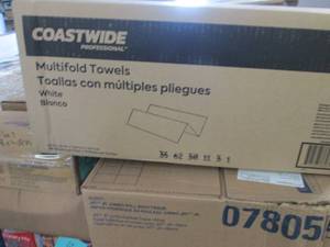 lot 110 image: Case of 4000 Coastwide Multifold To...