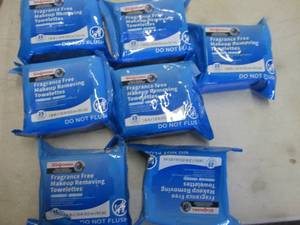 lot 148 image: 7- 25 ct pk Makeup Remover Towelett...