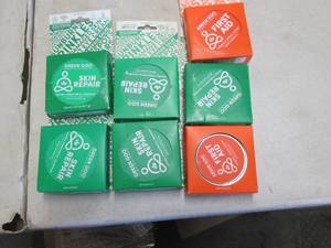 lot 149 image: 7- Green Goo First Aid & Skin Repai...