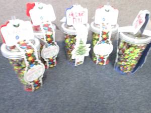 lot 198 image: 5 Candy Filled Tumblers with Straws...