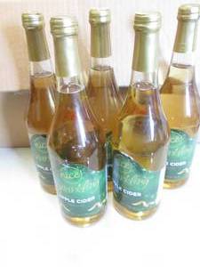 lot 203 image: 5- 750 ml Nice Sparkling Cider...
