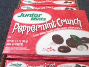 lot 245 image: 11- 3.5 oz Junior Mints Peppermint ...