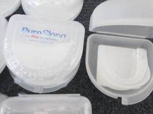 lot 261 image: 10- Pure Sleep Worlds #1 Snoring S...