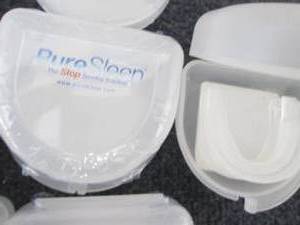 lot 264 image: 10- Pure Sleep Worlds #1 Snoring S...