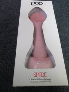 lot 290 image: Pop Sonic Spade Cleansing & Exfolia...
