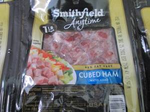 lot 379 image: 6- 1lb FROZEN Smithfield Anytime Cu...