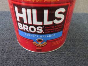 lot 497 image: 23 oz Can Hills Bros. Medium Roast ...
