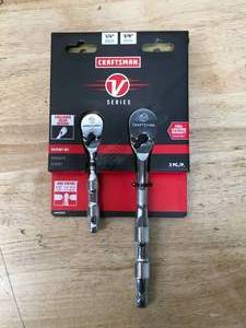 lot 20 image: Craftsman V-Series 14 and 38 drive Comfort Grip Ratchet Set