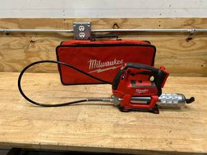 lot 105 image: MILWAUKEE M18 18V Lithium-Ion Cordless Grease Gun 2-Speed with Case (Tool-Only)