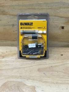 lot 134 image: DEWALT DWAF2053 16-PIECE MAGNETIC DRIVE GUIDE SET 04022406