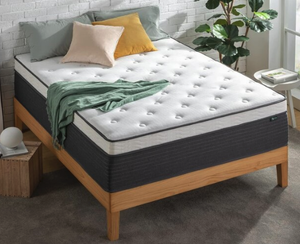 lot 87 image: Zinus 13 Inch Queen Size Comfort Essential Pocket Spring Hybrid Mattress