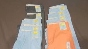 9 Pack XL Boys Flat Front At the Knee Woven Shorts - Cat & Jack