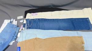7 Pack Mixed Pants And Shorts Sizes 0 And 2
