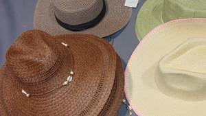25 Mixed Hats