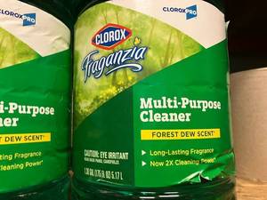 lot 61 image: Clorox Multi-Purpose Cleaner