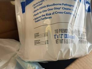 lot 128 image: Clorox Healthcare Disinfectant Wipes