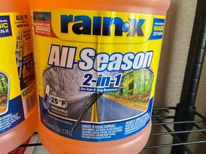 lot 38 image: Rain-X All Season Windshield Wash