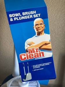 lot 14 image: Mr. Clean Bowl Brush and Plunger