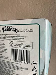 lot 16 image: Kleenex Facial Tissue