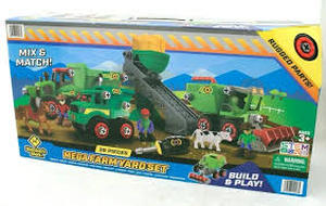 lot 77 image: Members Mark Mega Farm Yard Set 39 Pieces Build & Play Set