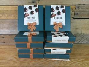 lot 20 image: Set of 10 Neuhaus Belgian Chocolate Classic Discovery Collection All Dark Chocolates Small  12 Timeless Neuhaus Intense Dark Coated Chocolate Pralines-BB 031324