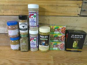 lot 7 image: Mixed Lot of 9 Delicious Herbs and Spices