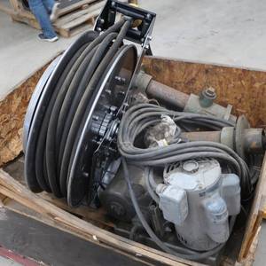 DOUBLE SIDED HOSE REEL WITH ELECTRIC POWER HEAD, AND 3 LINCOLN POWER DRIVERS