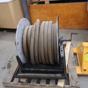 HOSE REEL WITH 2 HOSE