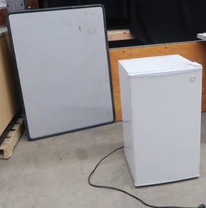 KENMORE MINI FRIDGE AND A CORK BOARD