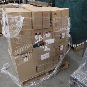 FULL PALLET OF DIFFERENT AIR FILTERS, ELEMENTS, CAB AIR ELEMENTS, AND MORE