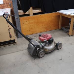 HONDA TWIN BLADE LAWNMOWER