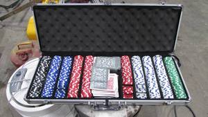 lot 12 image: Foldable Table Top Poker Table With Chips, Case, Cards and Dice