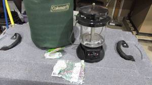 lot 32 image: Coleman Propane Lantern
