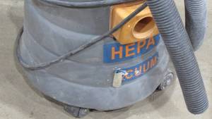 lot 61 image: Heppa Vac With Hose