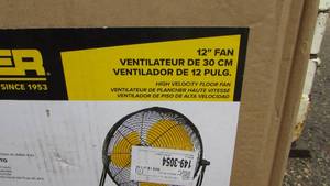 lot 104 image: Master 12 High Velocity Direct Drive Floor Fan
